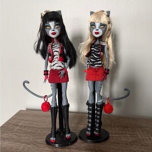 Monster high campus stroll purrsephone and meowldy